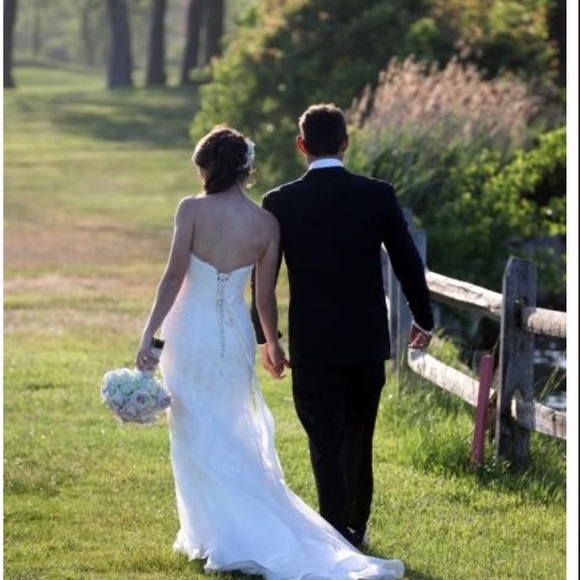 Demetrios Wedding dress cb 7674 size 2, altered to fit dress size 2 - Picture 5 of 12